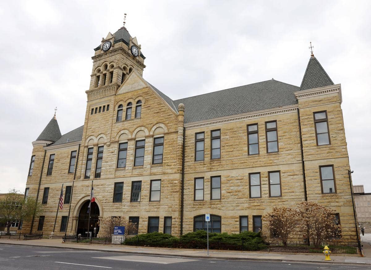 Upcoming major elections for Clinton and Davenport officials announced.