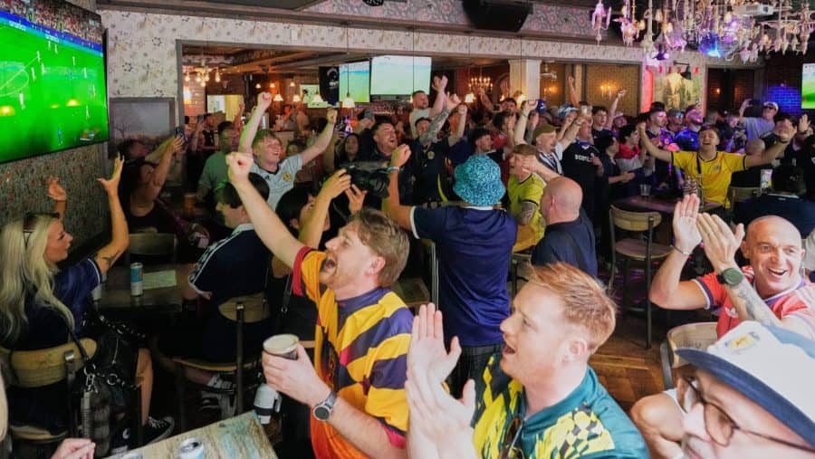 World Cup fans from around the world are wowed by United States