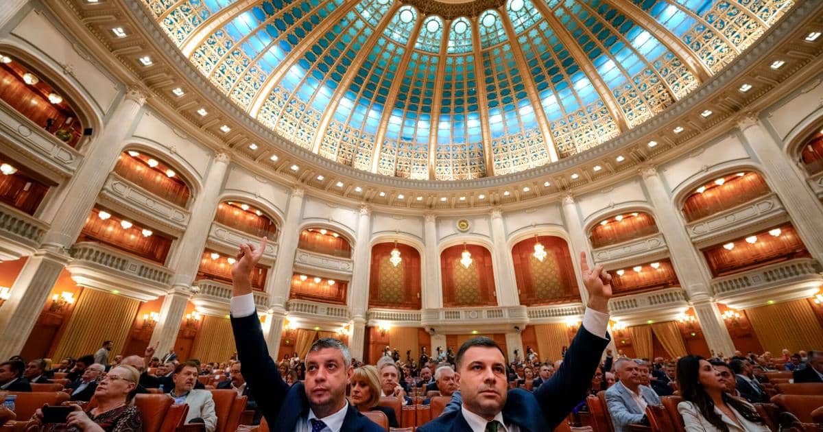 Romanian parliament rejects proposed cabinet amid escalating political instability