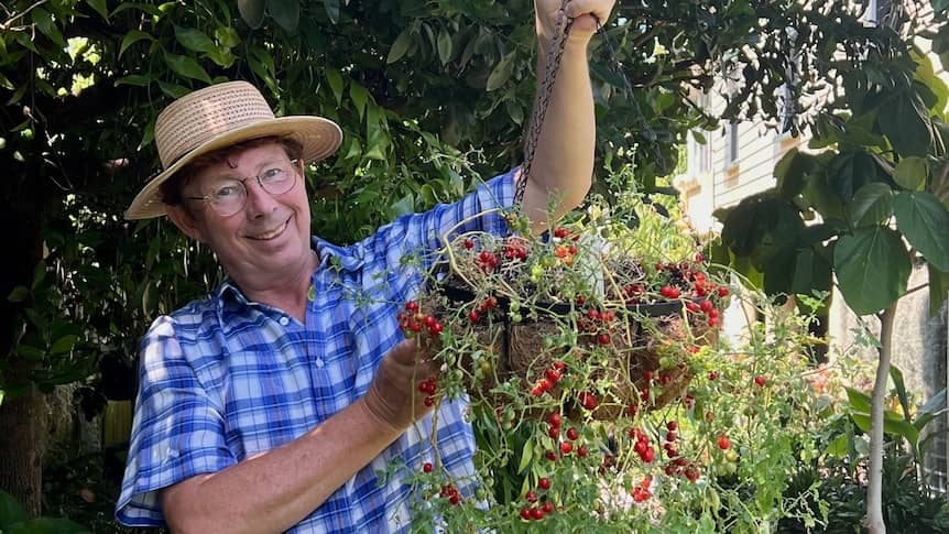 'De-gay'd on screen after 26 years': Gardening Australia host celebrates being open about identity