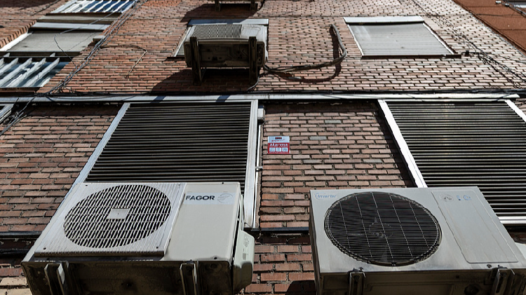 Europe's Heat Wave Fuels Air Conditioner Import Surge Amid China Trade Debates