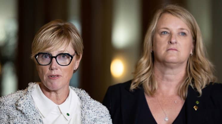 Steggall Launches Community Strong Australia to Recruit Teal MPs and Independent Senate Support