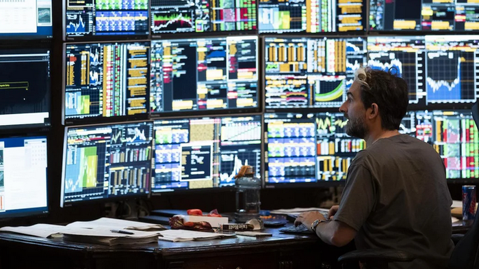 Micron Stock Futures Rise Ahead Of Key Q3 Earnings Release Following Sector Dip