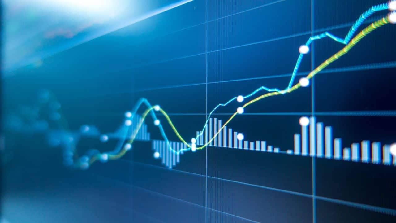 Bernstein Reduces Indian Private Banking Holdings and Exits Nifty IT Amid Market Fragility