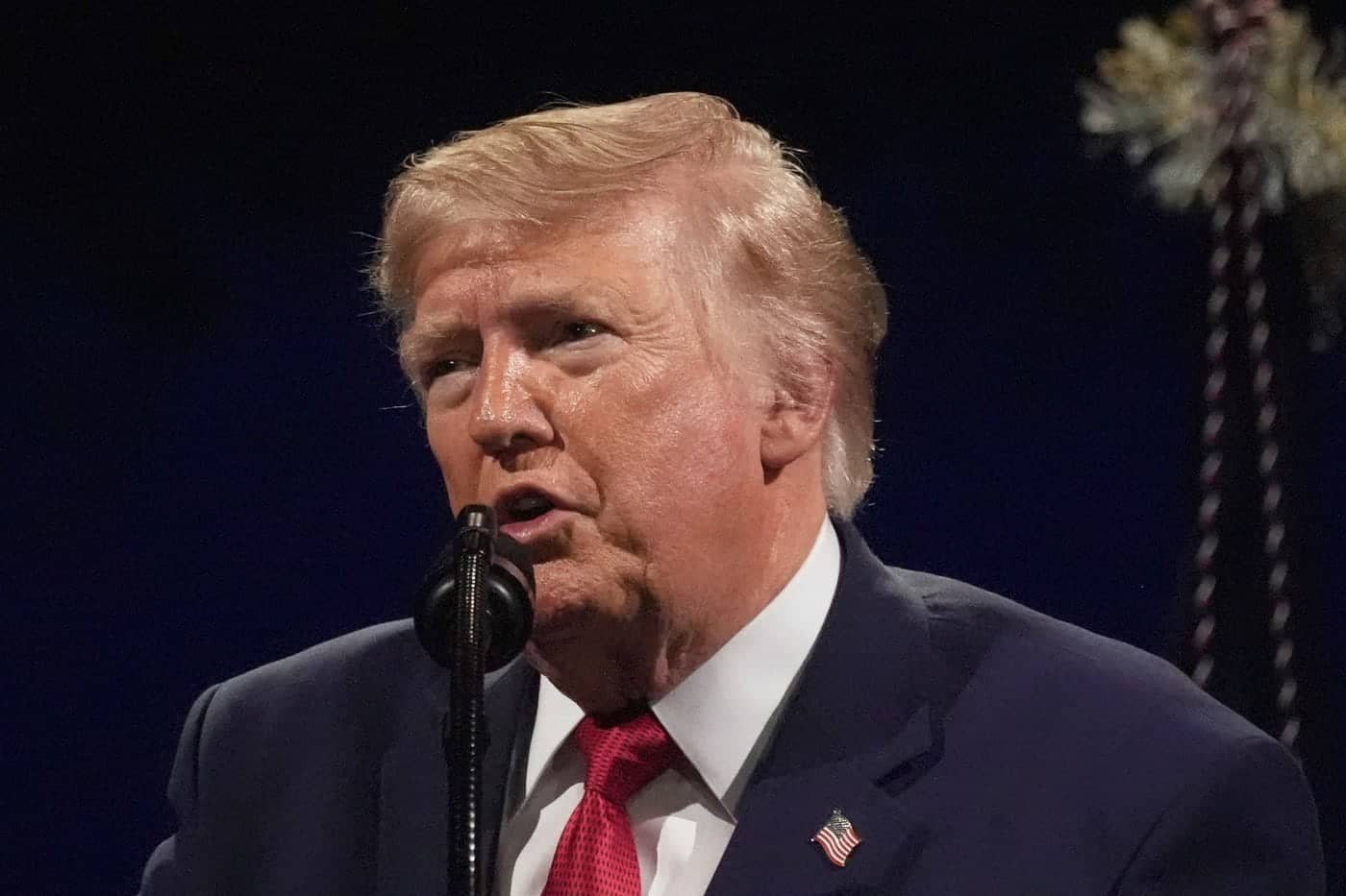 Trump Shares Doctored Image of Obamas on Graffiti-Ridden Air Force One