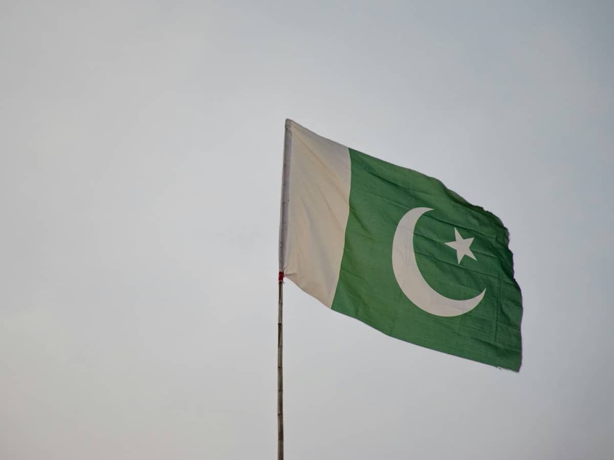 Pakistan Establishes New Trade Corridors Through Iran and China to Bypass Afghanistan