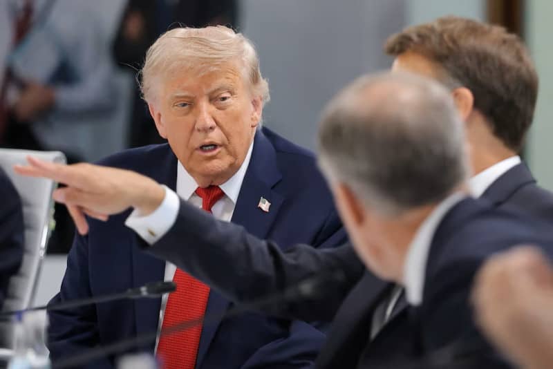 Trump Threatens 'Complete Destruction' of Iran Over Assassination Claims