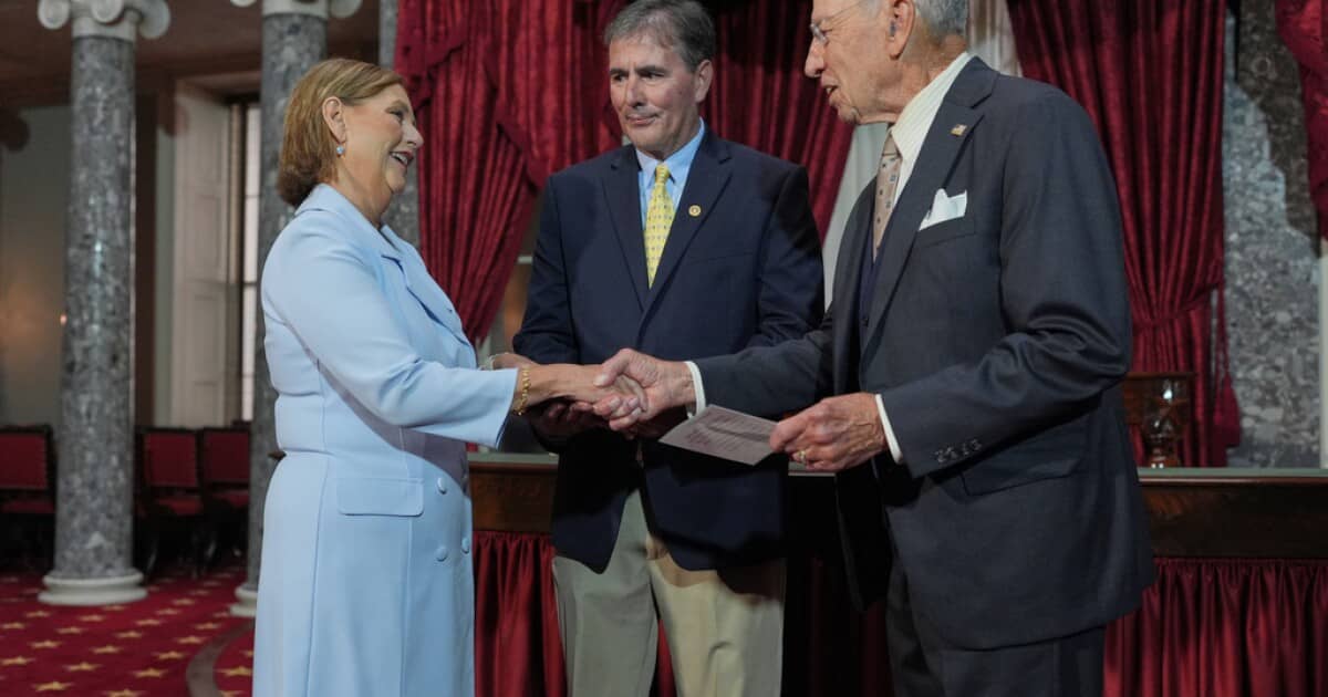 Trump Urges Lindsey Graham's Sister to Run for Senate in Special Primary