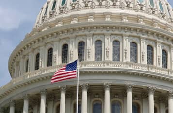 Polymarket Odds on US Invasion of Iran Rise to 30.5% as No Still Leads