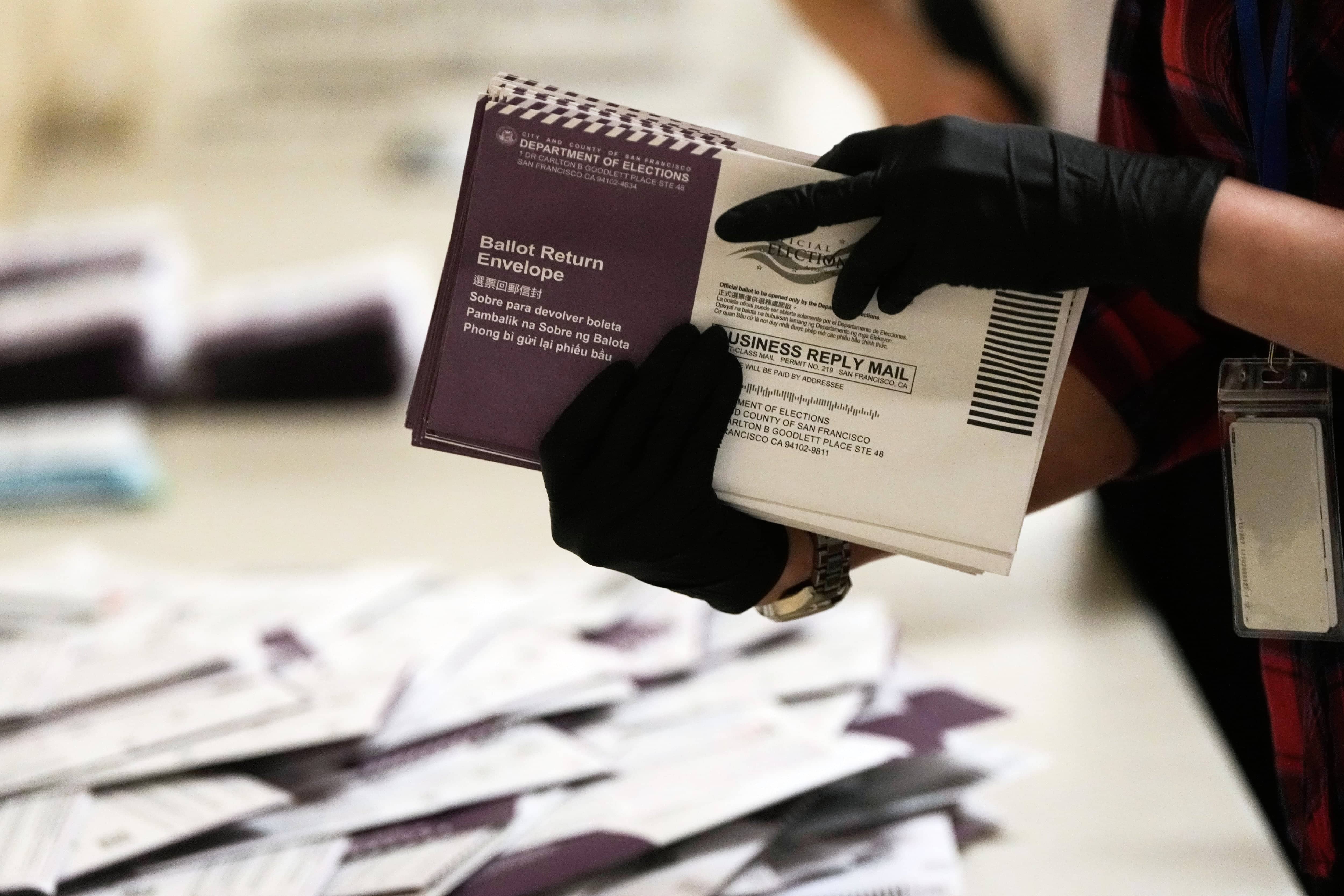 Appeals Court Blocks Trump Administration’s Federal Voter List Order