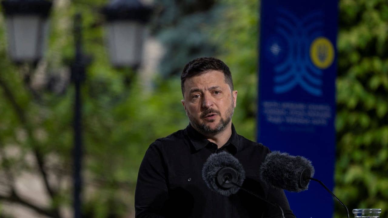 Kosovo Backs Ukraine: Zelensky's Belgrade Remarks