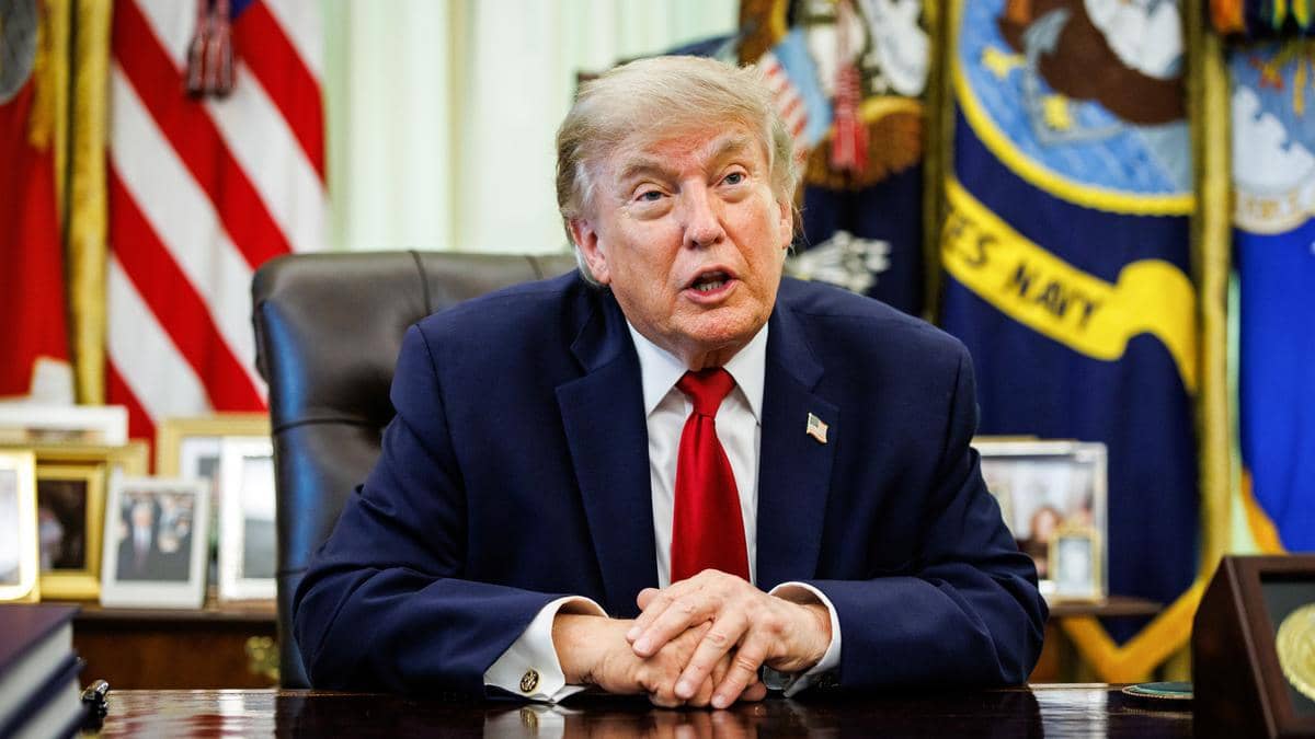 Trump Claims US Dominates Strait of Hormuz Amidst New Warnings to Iran