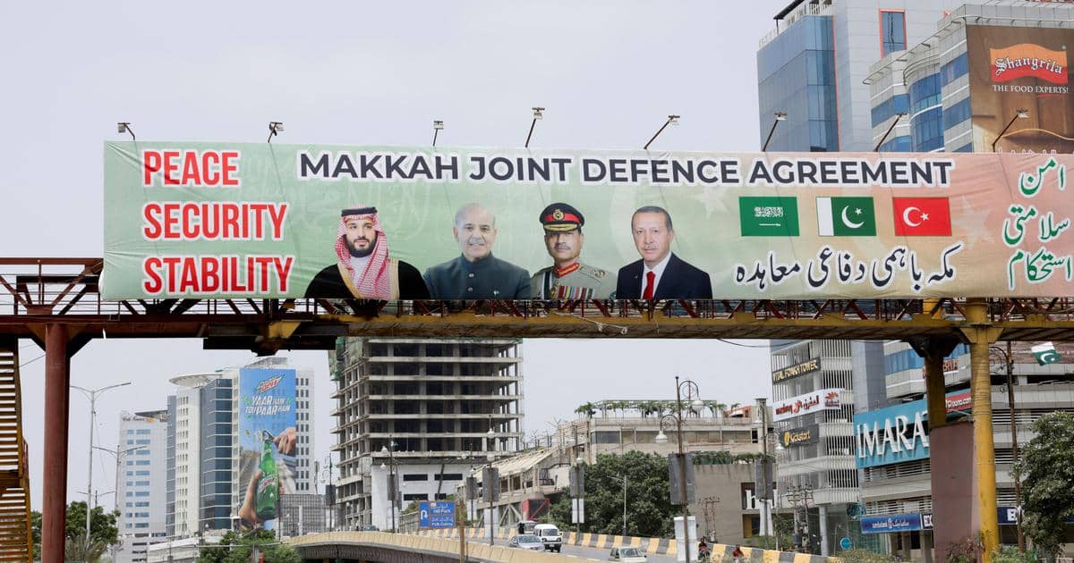 Saudi Arabia Signs Defense Pacts With Turkey and Pakistan Amid US Reliability Concerns