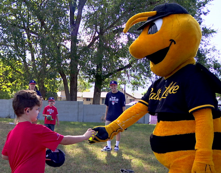 National Deaf Baseball Team Hosts Free Youth Clinic in Salt Lake City
