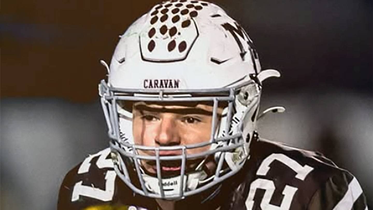 Mt. Carmel Leads Illinois High School Football Preseason Rankings at Number One