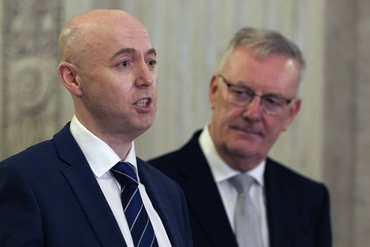UUP Leader Jon Burrows to Name New Stormont Health Minister Following Mike Nesbitt Resignation