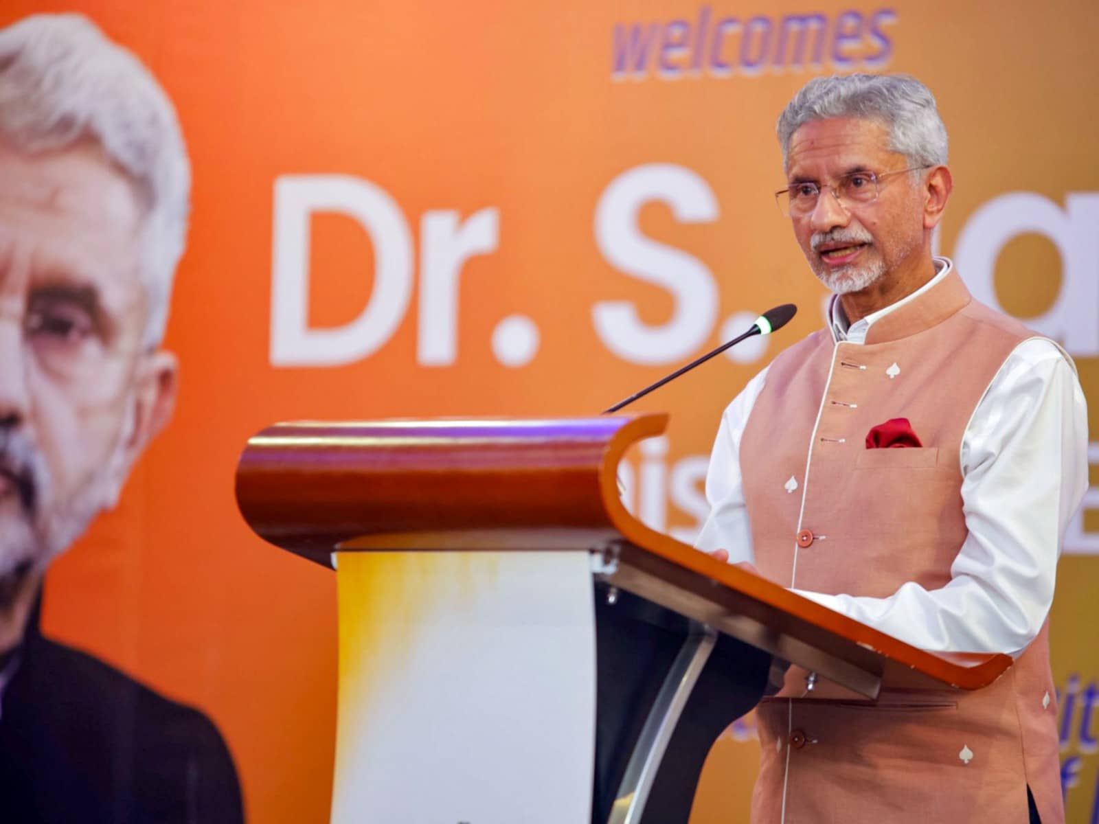 Jaishankar Begins Two-Day Visit to Russia for IRIGC Session