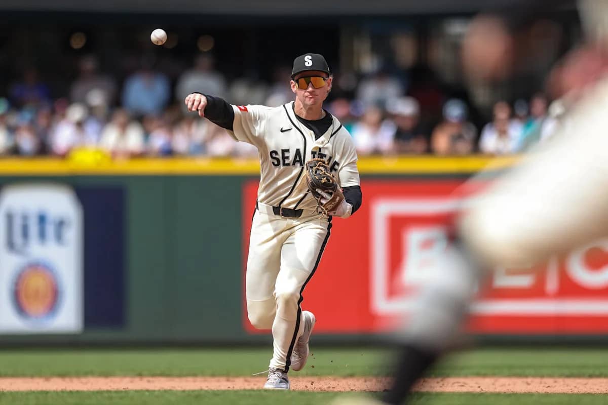Mariners' Colt Emerson to Have Season-Ending Wrist Surgery