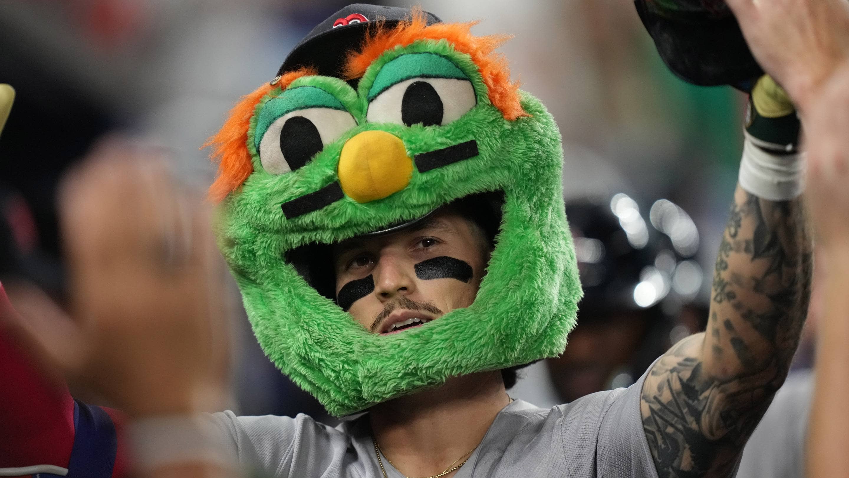 Duran's 11th-Inning Grand Slam Lifts Red Sox Past Marlins