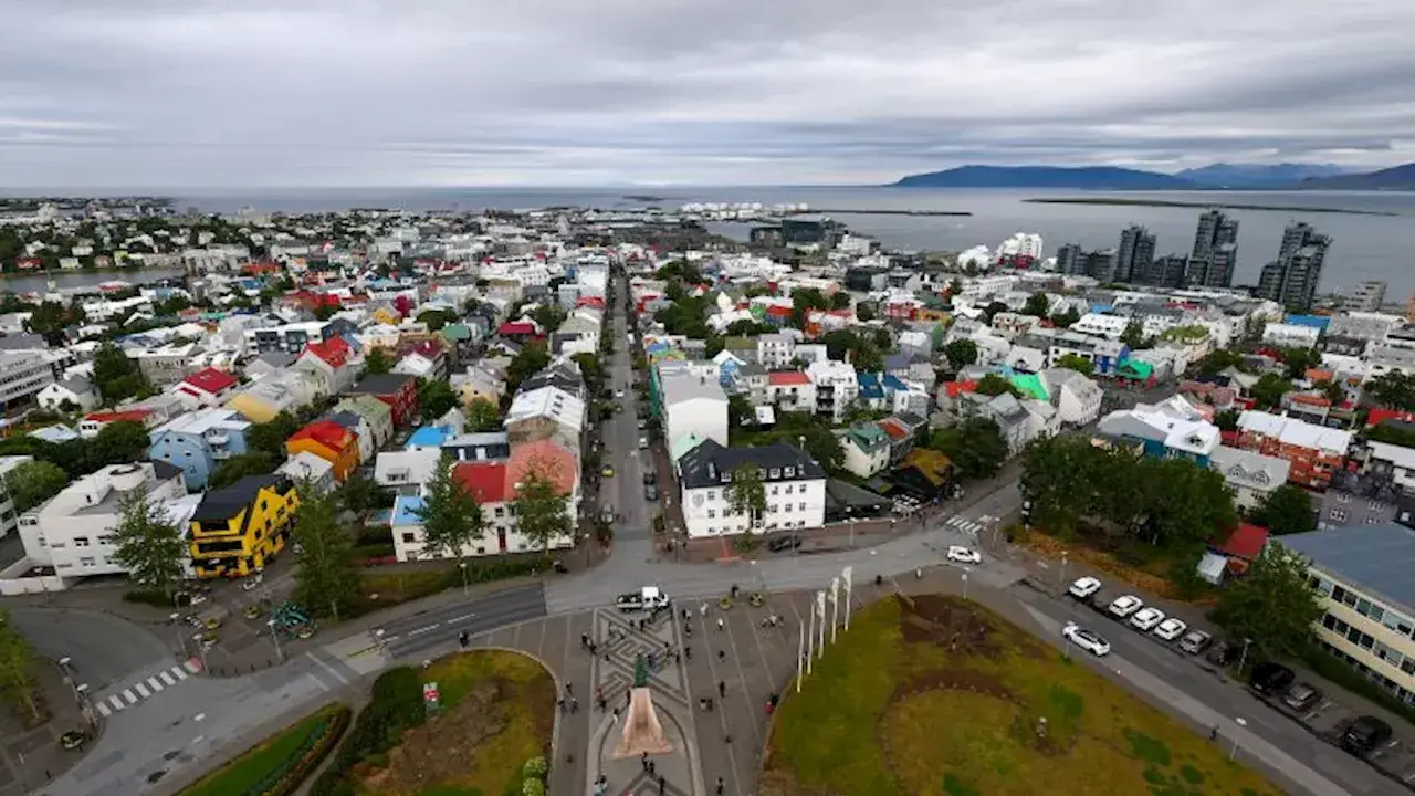 Iceland Votes on Restarting EU Accession Talks Amid Shifting Global Dynamics