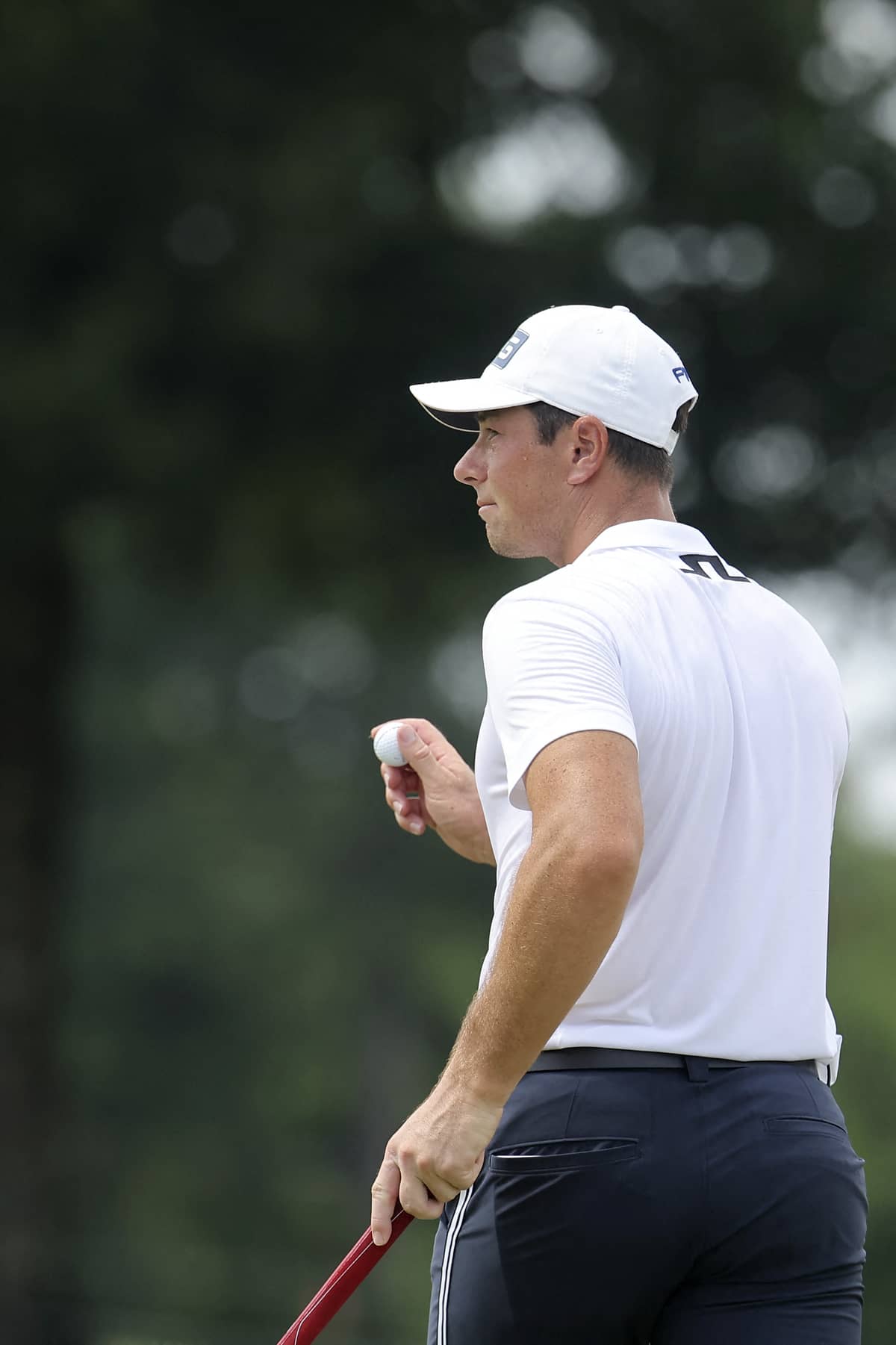 Viktor Hovland Sinks Seven Long Putts to Shoot 64 at Tour Championship