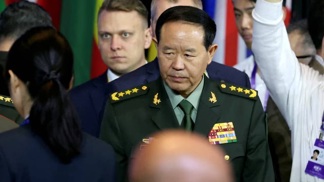 China Removes Senior Military Officials in Anti-Corruption Campaign