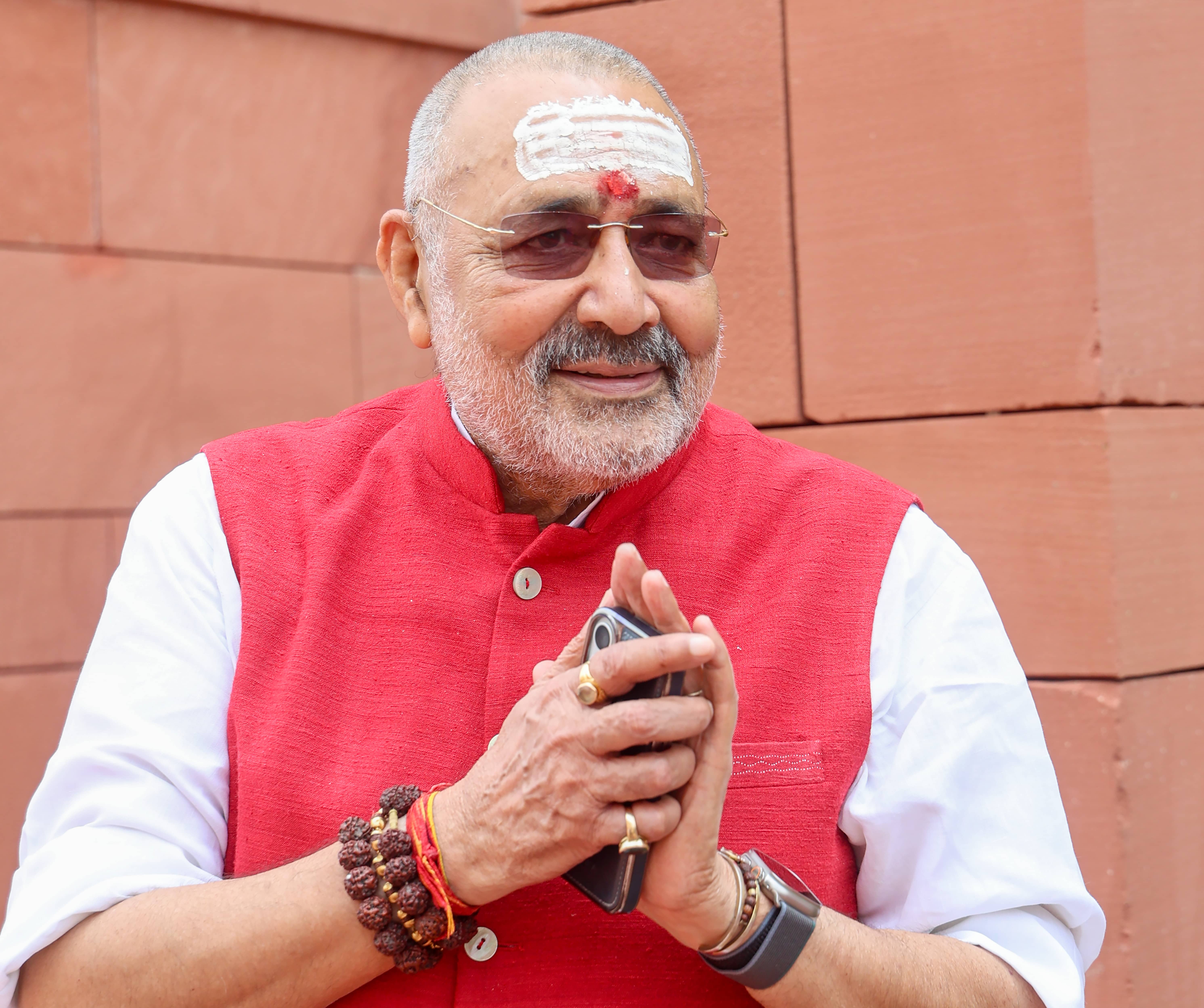Giriraj Singh Accuses Rahul Gandhi of Using Untouchability Claims to Divide Communities