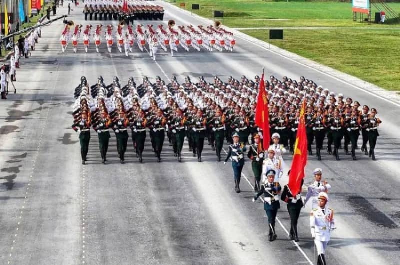 Vietnam's Economic Outlook and Future Obstacles