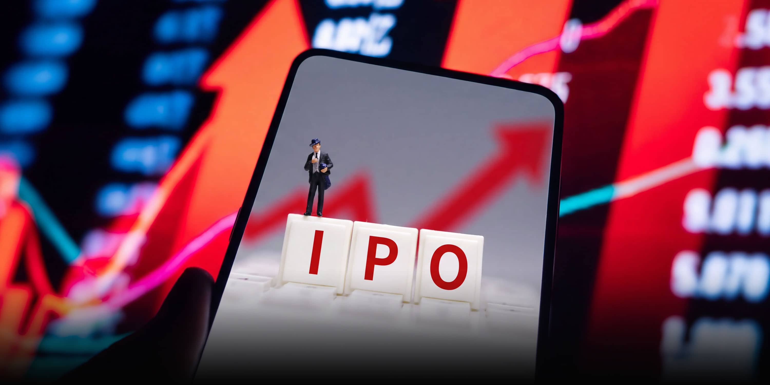 China's Young Investors Blend National Pride With Financial Strategy