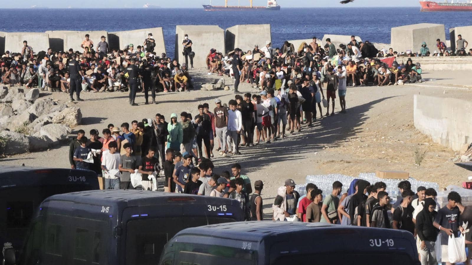 Spain Builds Extraterritorial Deportation Center in Ceuta Amid Policy Contradictions