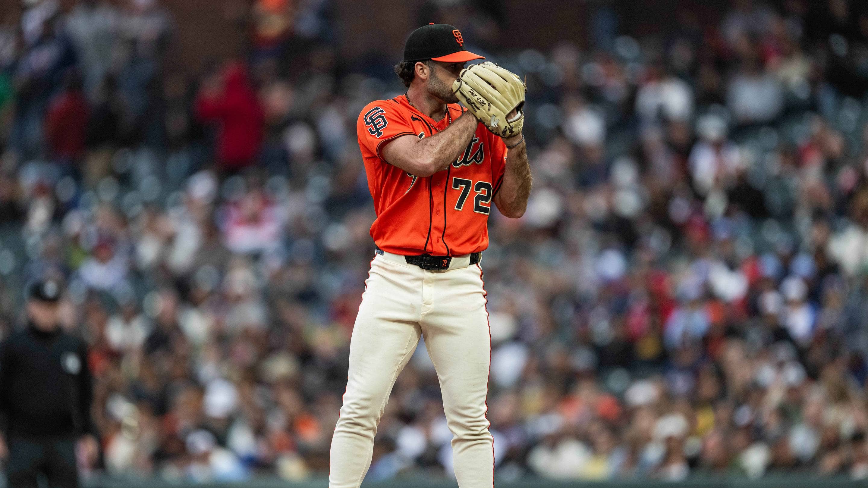 Giants Pitching Injuries Lead to Surge in Tommy John Surgeries