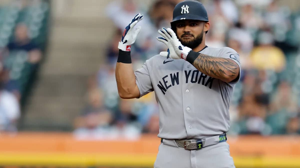 Yankees Fans Demand Jasson Dominguez Return to Minors After Error in Loss to Padres