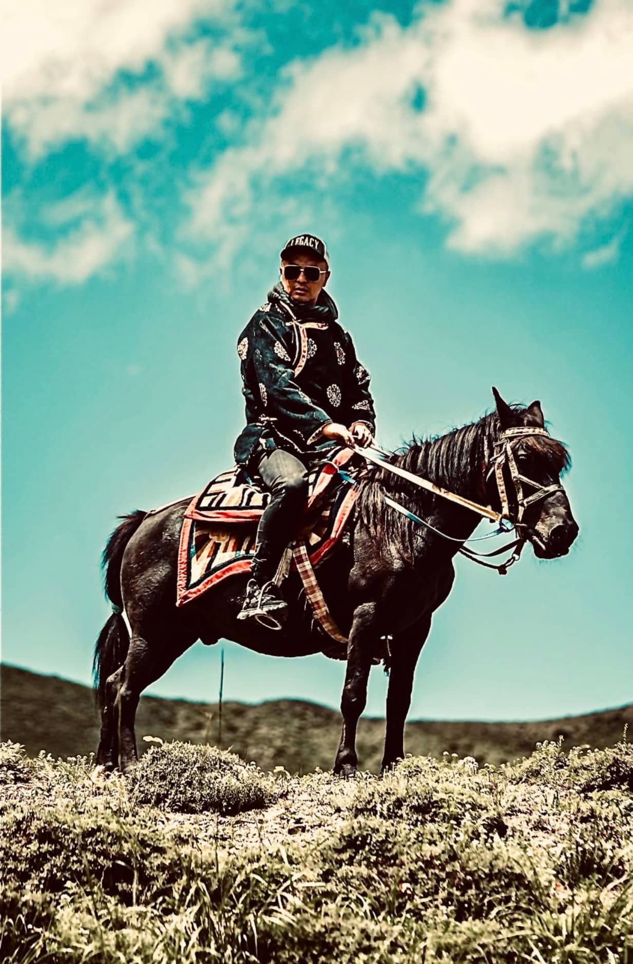 Shenpenn Khymsar’s ‘4 Rivers 6 Ranges’ Honors Dalai Lama and Tibetan Heroes