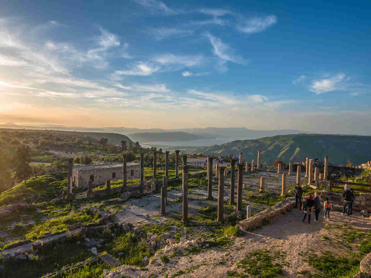 Seven Nations Form Diplomatic Coalition as Gaza Conflict Impacts Middle East Tourism Confidence