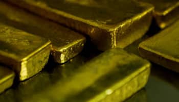 Oil Rally Drives Inflation Fears, Pushing Gold Prices Lower Ahead of Fed Decision