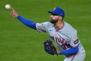 Devin Williams Targets Immediate Return to Mets Bullpen Following Shoulder Strain