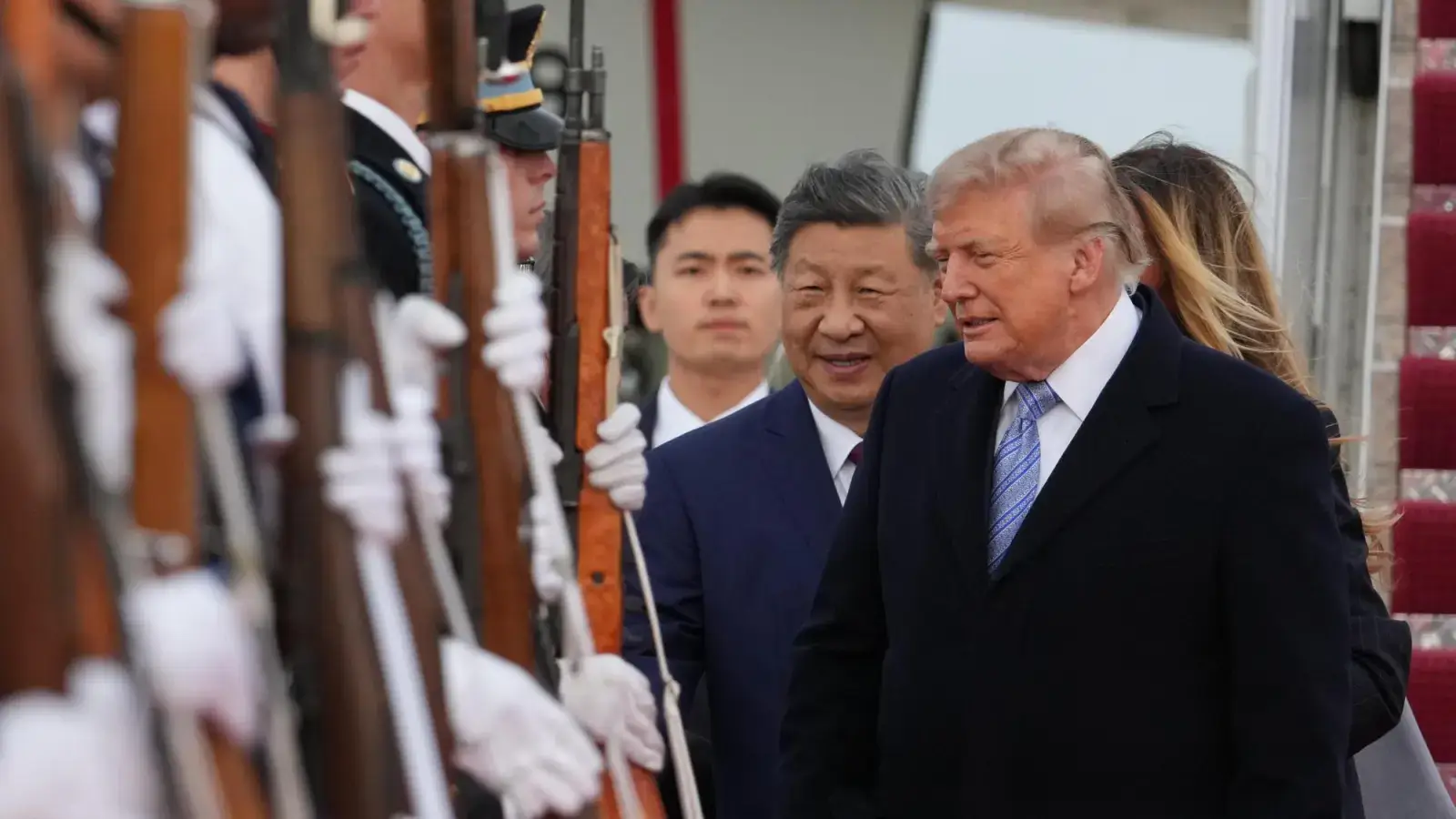Trump and Xi Jinping Hold US-China Talks at Washington Summit