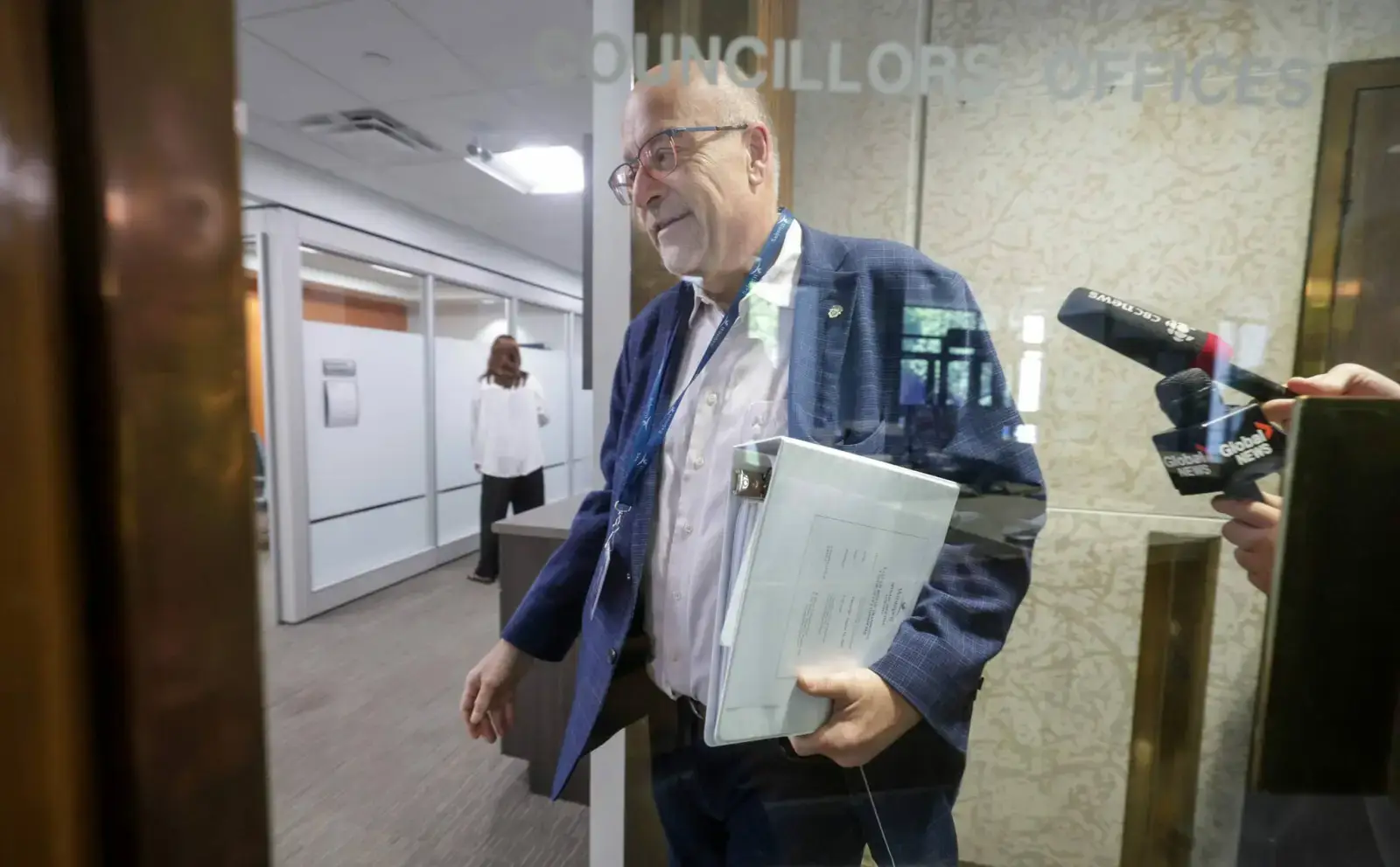 Winnipeg Mayor Moves to Force Leave for Council Members Facing Criminal Charges