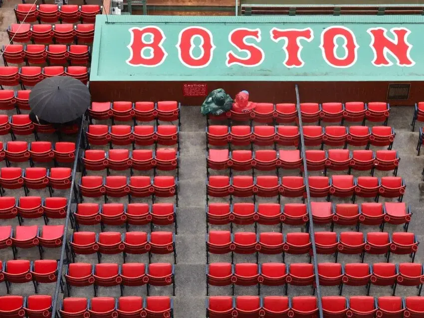 Red Sox, Cubs Weigh Tampa Relocation to Avoid Nor'easter for Final Series