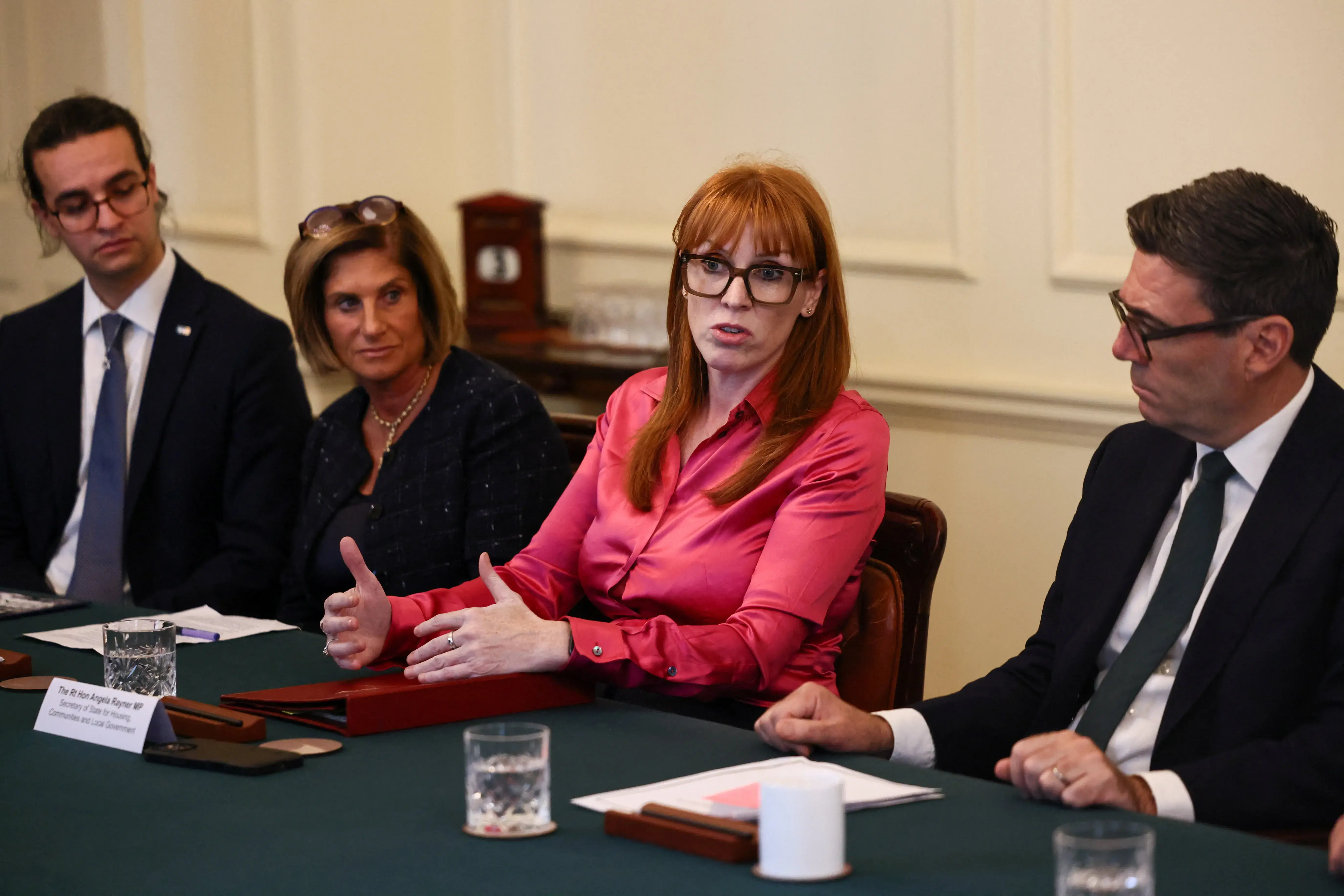 Rayner Criticizes Mahmood's Immigration Stance Amid Cabinet Disputes