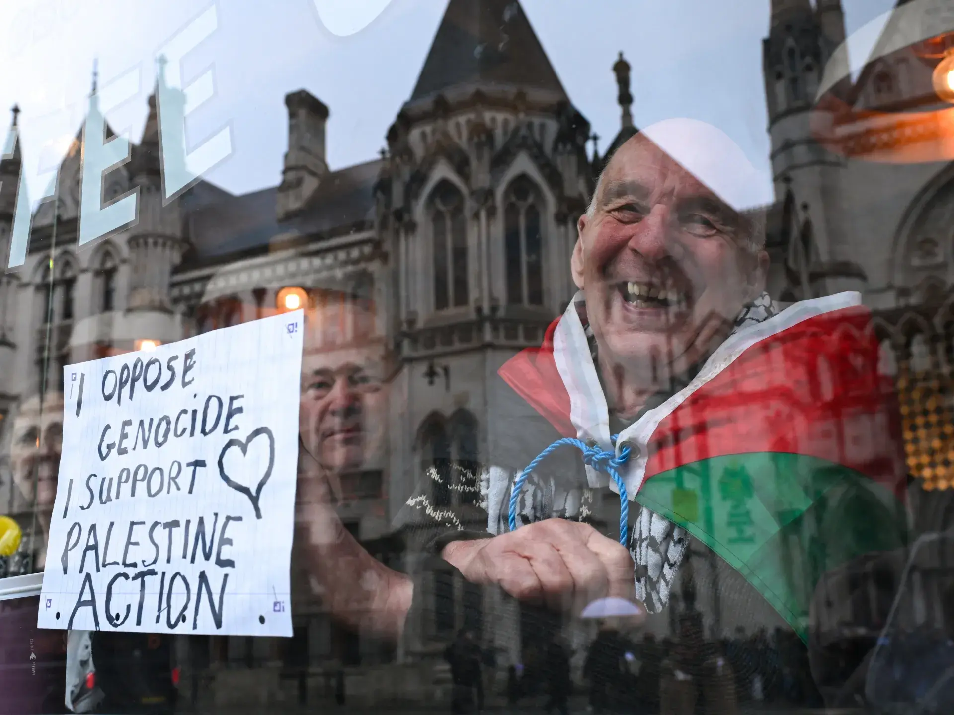 Burnham heads pro-Palestine protest at Labour gathering