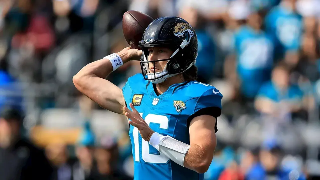 Trevor Lawrence’s Fourth-Quarter Slide Frustrates Fantasy Owners in Jaguars’ Win