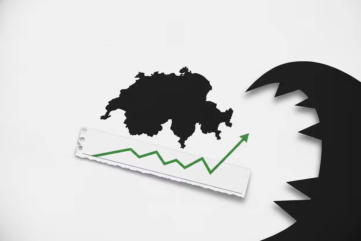 Swiss Equities Decline Despite Improved KOF Sentiment