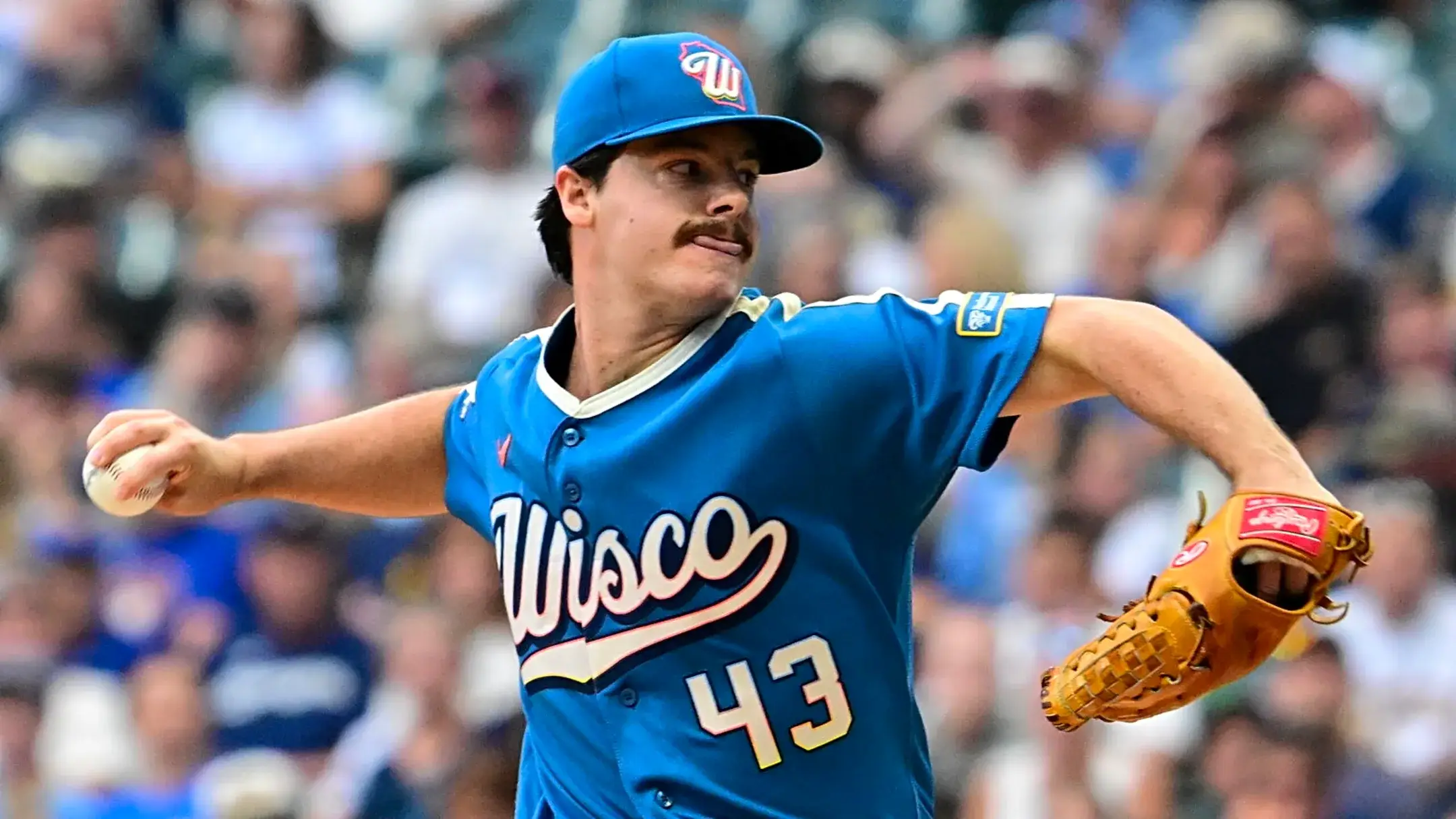 Brewers' Misiorowski Earns Praise From Logan Henderson