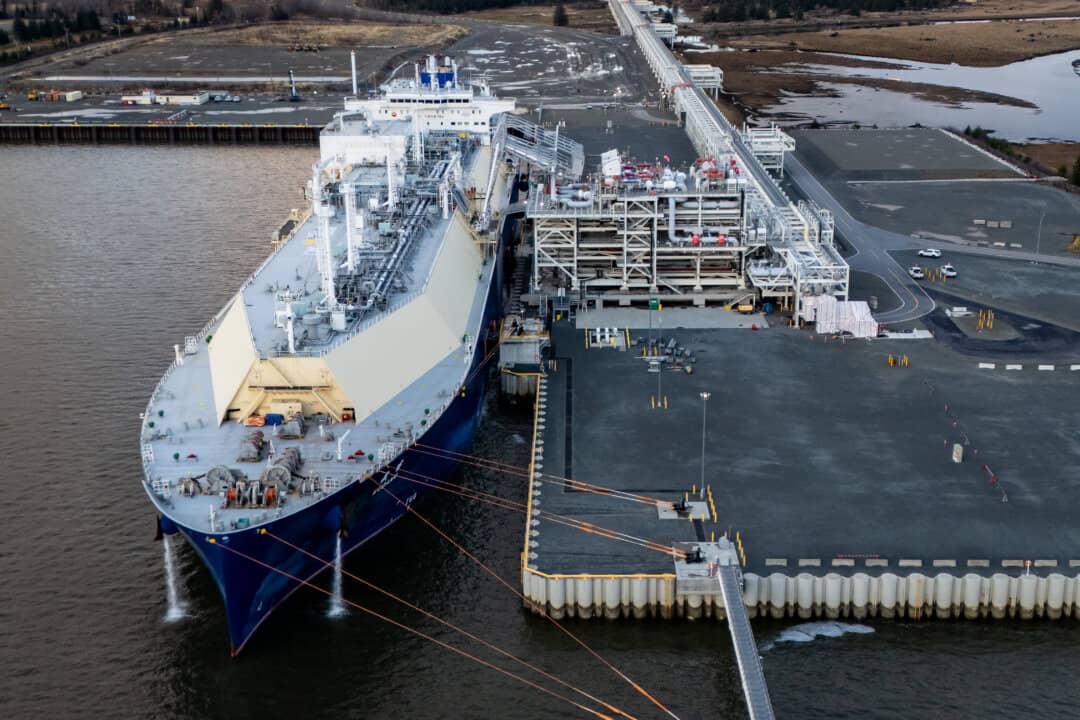 Conservative MP Highlights China's Stake in Canada's Largest LNG Firm