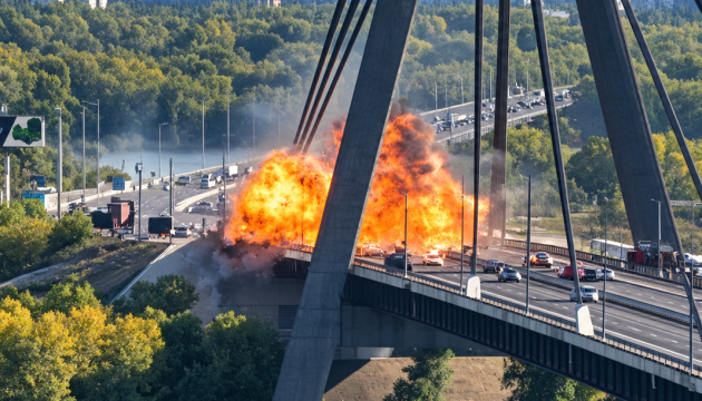 Sybiha Urges Global Clarity for Russia to Halt Bridge Attack Escalation