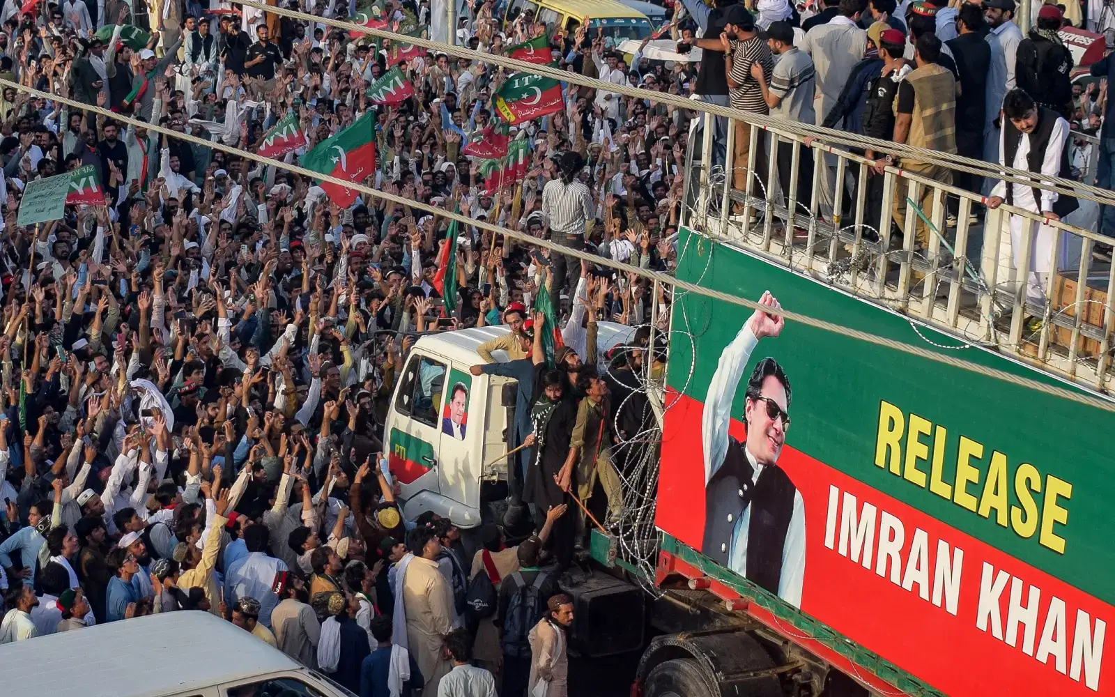 Supporters of Imran Khan launch rally in northern Pakistan