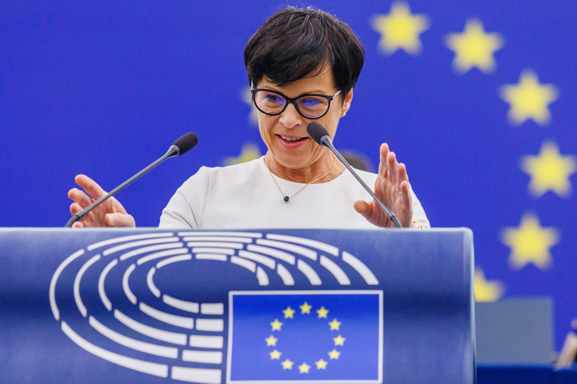 EU Commission Proposes Faster Enlargement Amid Geopolitical Pressure