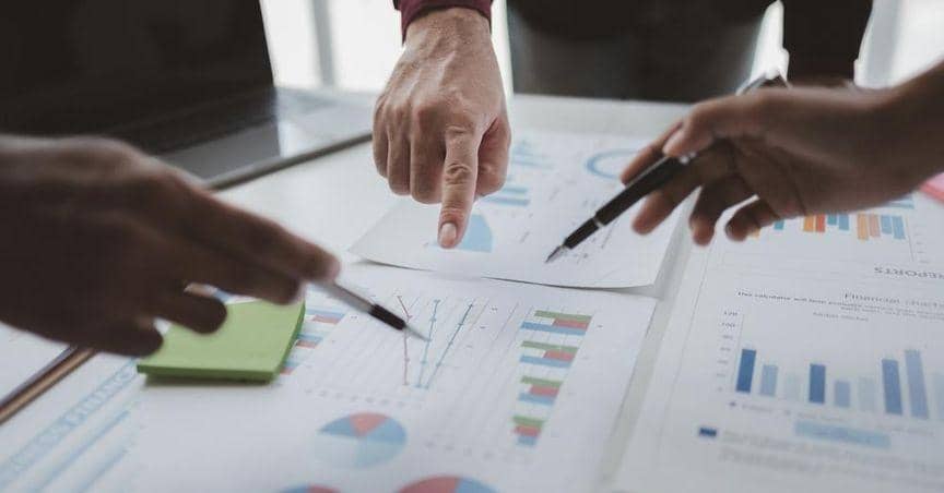CBA Stock Under Pressure Amid Rising Oil Prices: ASX Outlook