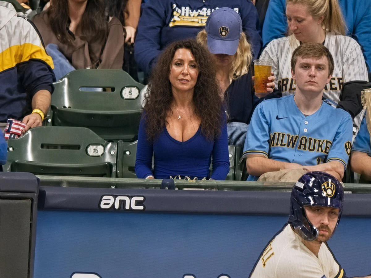 Front Row Amy Williams Trends During 2026 NLCS Game Against Dodgers